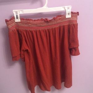 shoulderless flowy shirt